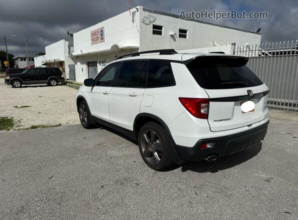 5FNYF7H9XMB009275 2021 HONDA PASSPORT White Przód prawy