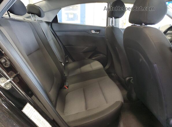 3KPC24A31JE012187 2018 HYUNDAI ACCENT Black 