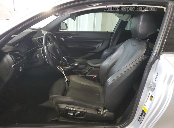 WBA2F9C36HV664915 2017 BMW 2 SERIES Silver Вид панелі приладів
