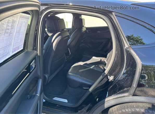 WP1BA2AYXLDA46646 2020 PORSCHE CAYENNE Черный Вид сзади