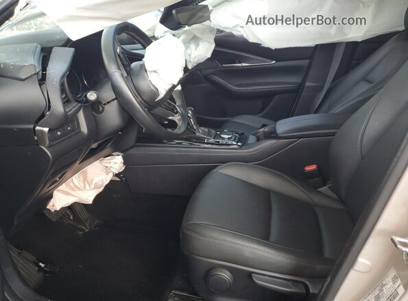 3MVDMBBM4RM649469 2024 MAZDA CX-30 Silver Widok deski rozdzielczej