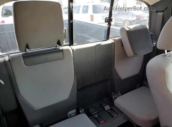 3TYRX5GN4LT003040 2020 TOYOTA TACOMA Gray Vista interior trasera