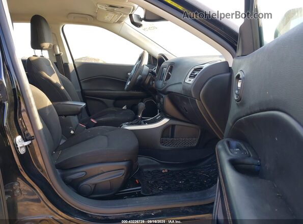 3C4NJCAB7LT230467 2020 JEEP COMPASS Black Front interior view
