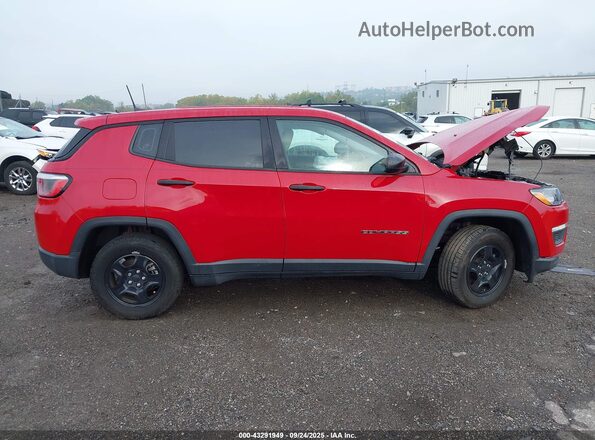 3C4NJCABXLT169440 2020 JEEP COMPASS Красный Вид задней части салона