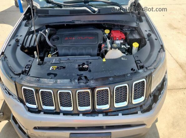 3C4NJCBB0KT614684 2019 JEEP COMPASS Silver Widok komory silnika
