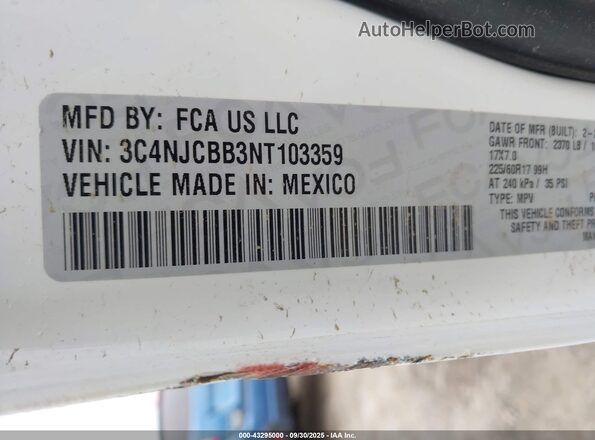 3C4NJCBB3NT103359 2022 JEEP COMPASS White Vista del compartimento del motor