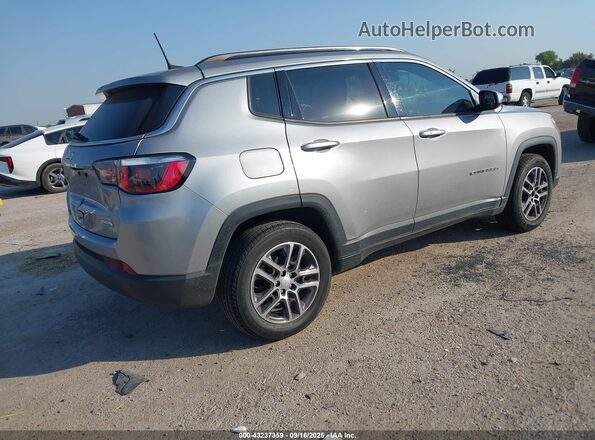 3C4NJCBB5HT647768 2017 JEEP NEW COMPASS Silver 