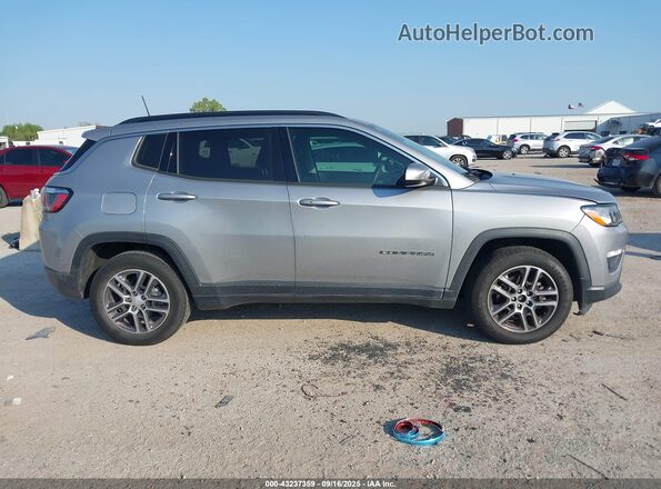 3C4NJCBB5HT647768 2017 JEEP NEW COMPASS Silver 