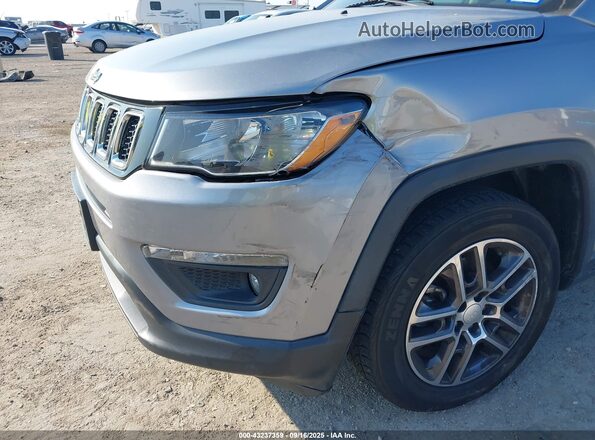 3C4NJCBB5HT647768 2017 JEEP NEW COMPASS Silver 