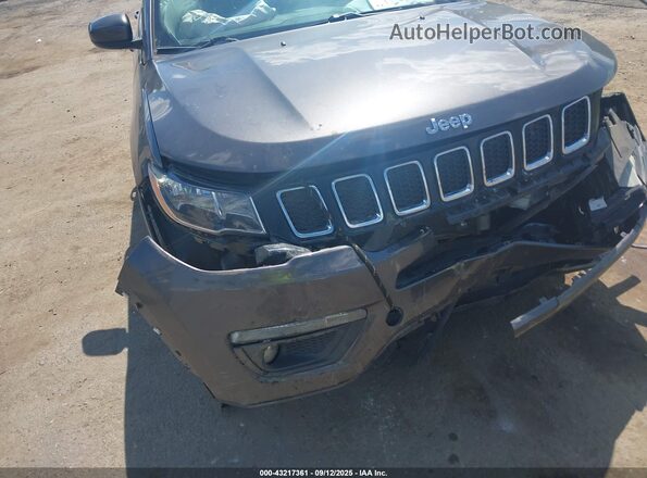 3C4NJCBB5LT162412 2020 JEEP COMPASS Gray Vista frontal
