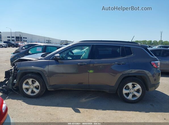3C4NJCBB9LT205990 2020 JEEP COMPASS Gray Widok wnętrza 360 stopni