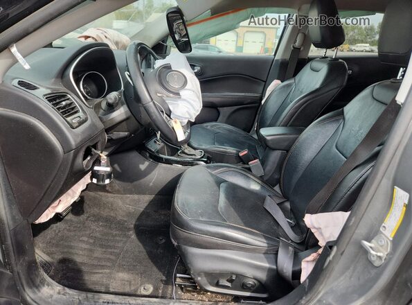 3C4NJCCB3LT114356 2020 JEEP COMPASS Gray წინა სალონის ხედი