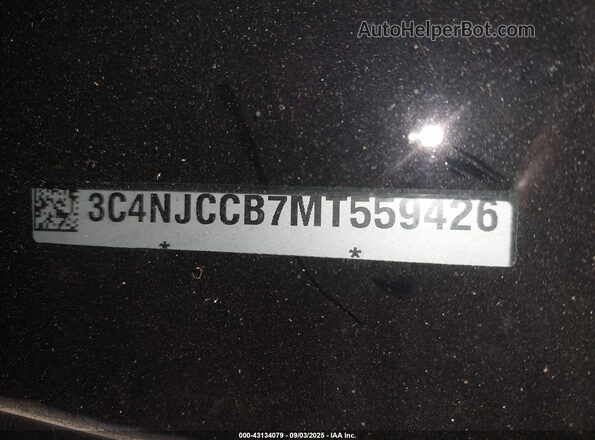 3C4NJCCB7MT559426 2021 JEEP COMPASS Бордовый Вид подкапотного пространства