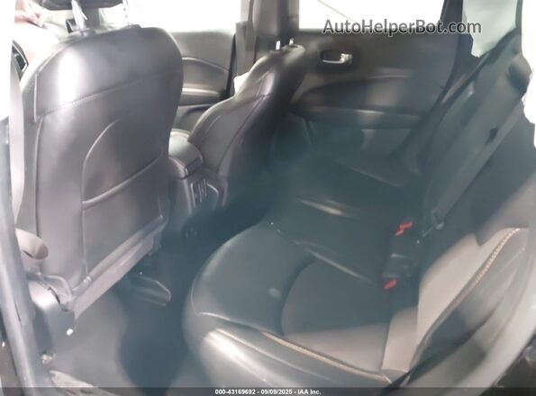 3C4NJDBB2MT501215 2021 JEEP COMPASS Black VIN կոդի պիտակի տեսք