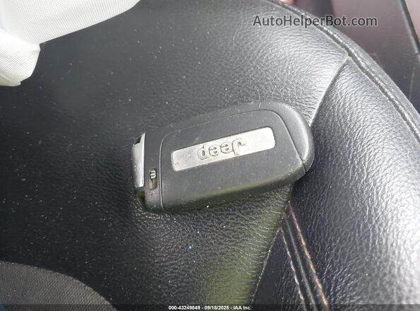 3C4NJDBB3JT140718 2018 JEEP COMPASS Green წინა პანელის ხედი