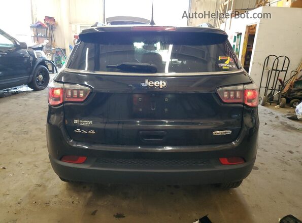 3C4NJDBB3JT360988 2018 JEEP COMPASS Black 