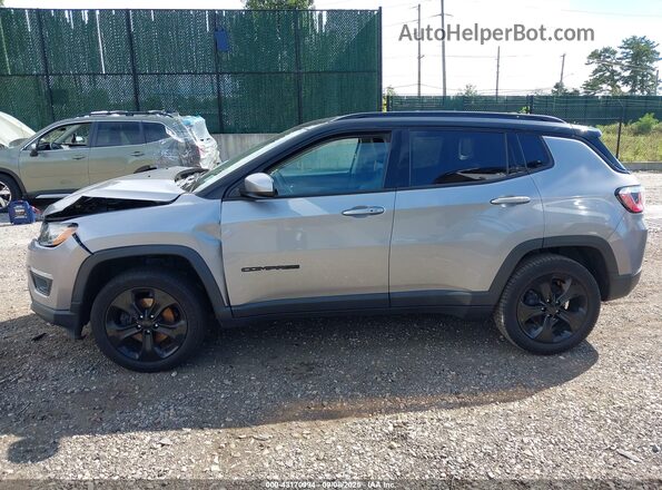 3C4NJDBB3LT115787 2020 JEEP COMPASS Silver Widok wnętrza 360 stopni