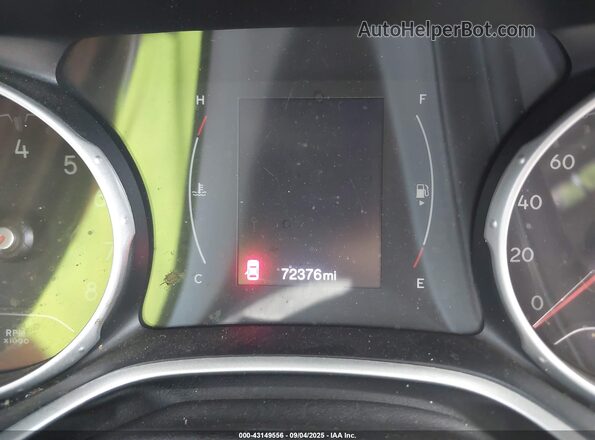 3C4NJDBB3MT554490 2021 JEEP COMPASS White Rear seats view
