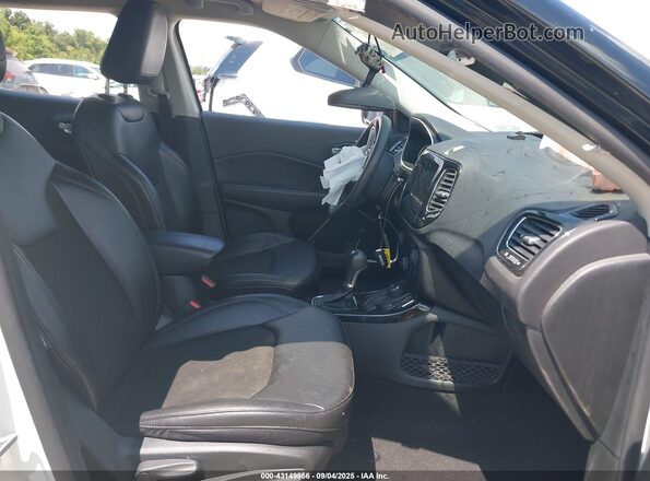 3C4NJDBB3MT554490 2021 JEEP COMPASS White Front interior view