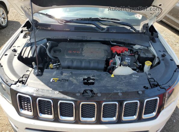 3C4NJDBB4KT690639 2019 JEEP COMPASS White Սալոնի հետևի տեսք