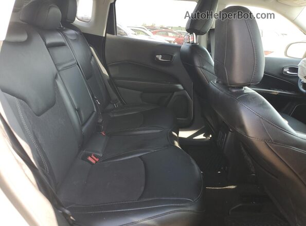 3C4NJDBB5LT105021 2020 JEEP COMPASS White Հետևի նստատեղերի տեսք