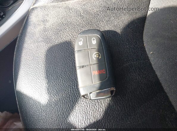 3C4NJDBB5LT157152 2020 JEEP COMPASS Black Vista del salpicadero