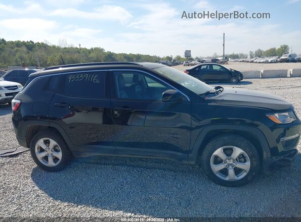 3C4NJDBB6LT228939 2020 JEEP COMPASS Black Rear interior view