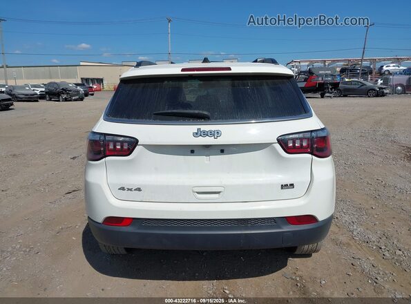 3C4NJDBB6MT557478 2021 JEEP COMPASS White 