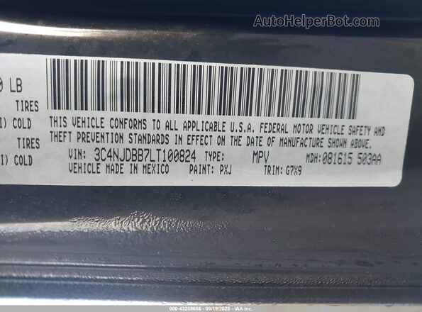 3C4NJDBB7LT100824 2020 JEEP COMPASS Black Vista del compartimento del motor