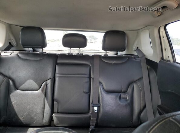 3C4NJDCB2KT653667 2019 JEEP COMPASS White Вид задніх сидінь