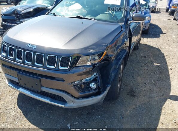 3C4NJDCB3HT628141 2017 JEEP NEW COMPASS Gray 