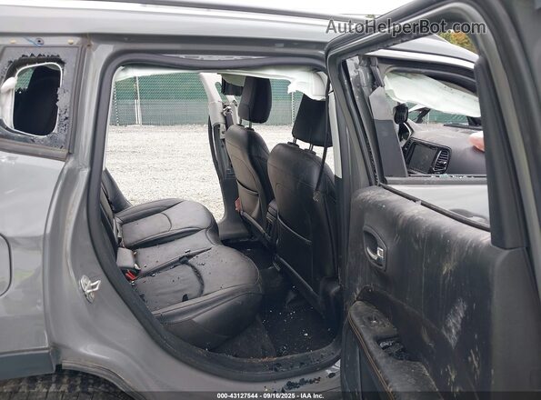 3C4NJDCB6LT111800 2020 JEEP COMPASS Gray VIN კოდის სტიკერის ხედი