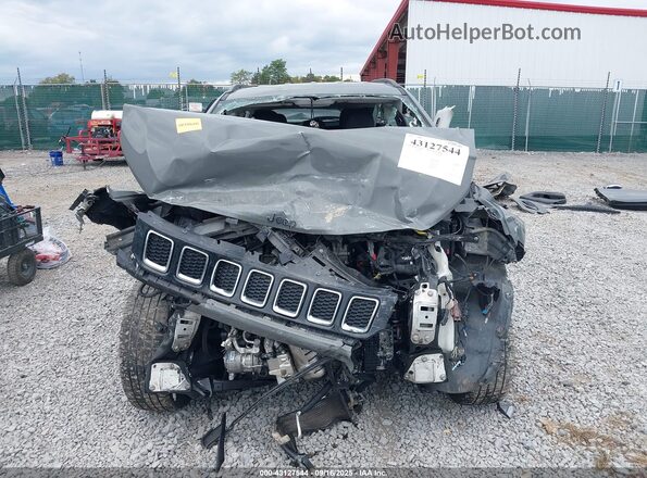 3C4NJDCB6LT111800 2020 JEEP COMPASS Gray ხელსაწყოთა პანელის ხედი