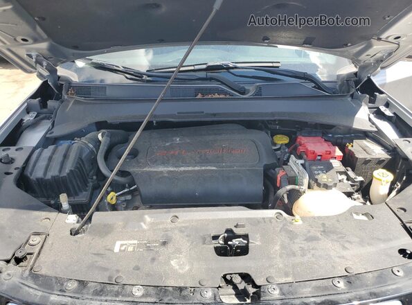 3C4NJDCB7MT503511 2021 JEEP COMPASS Silver Engine compartment view