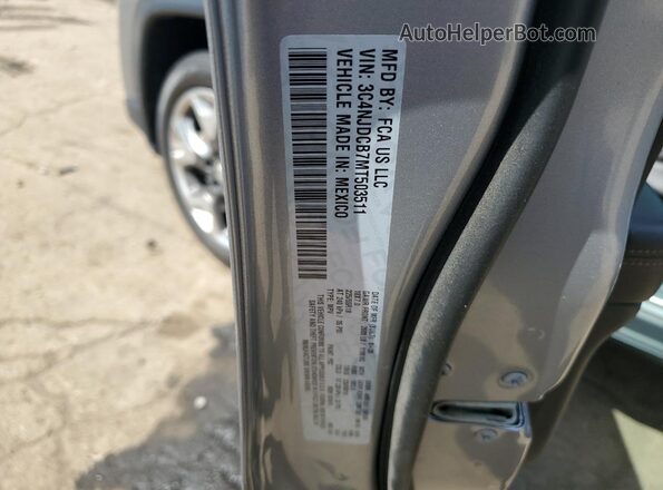 3C4NJDCB7MT503511 2021 JEEP COMPASS Silver VIN sticker view