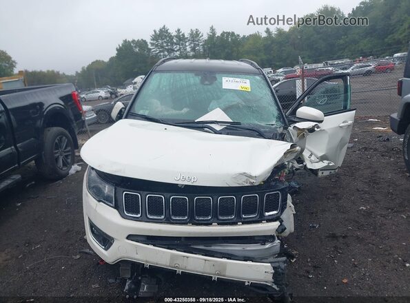 3C4NJDCB9MT573219 2021 JEEP COMPASS White Widok z przodu