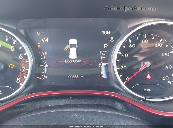 3C4NJDDB0MT523825 2021 JEEP COMPASS Gray 