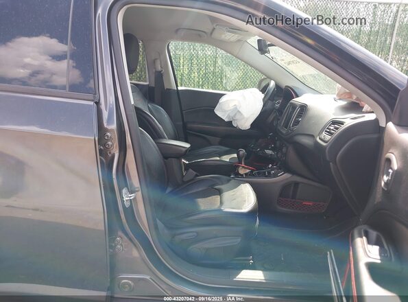 3C4NJDDB1LT111881 2020 JEEP COMPASS Black Vista interior delantera