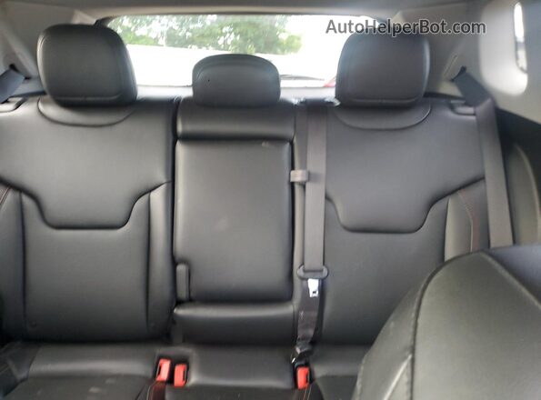 3C4NJDDB1NT226239 2022 JEEP COMPASS Black Vista de los asientos traseros