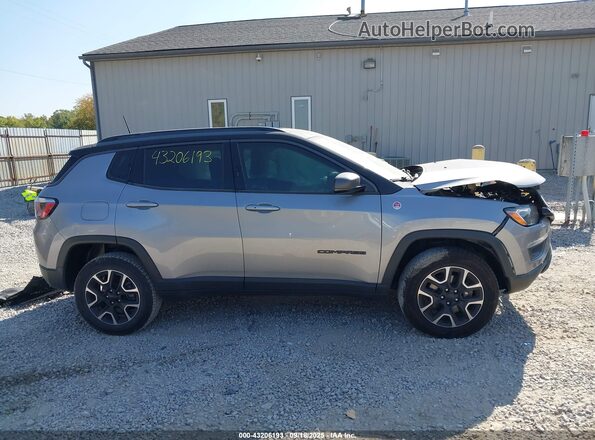 3C4NJDDB2LT127569 2020 JEEP COMPASS Silver Vista interior de 360 grados