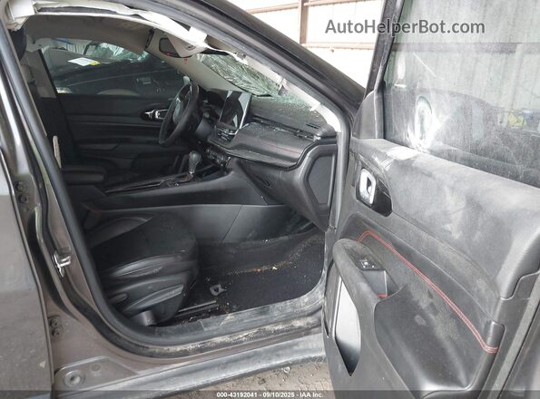 3C4NJDDB2NT146397 2022 JEEP COMPASS Gray Вид салону спереду