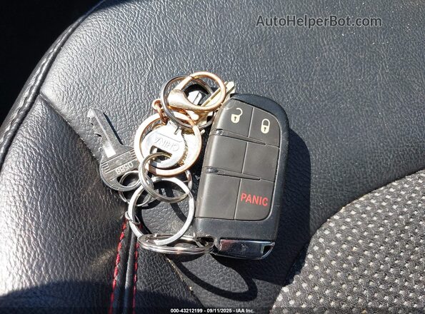 3C4NJDDB5MT556478 2021 JEEP COMPASS Gray Widok deski rozdzielczej