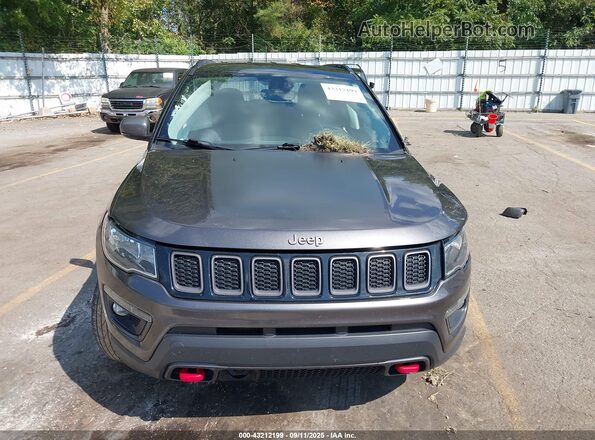 3C4NJDDB5MT556478 2021 JEEP COMPASS Gray Widok wnętrza z tyłu