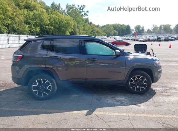 3C4NJDDB5MT556478 2021 JEEP COMPASS Gray Widok wnętrza 360 stopni