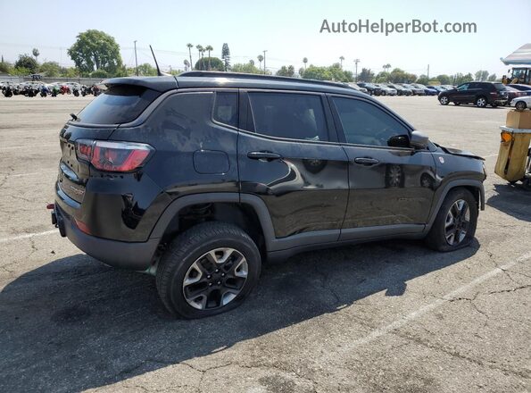 3C4NJDDB6JT457714 2018 JEEP COMPASS Черный 
