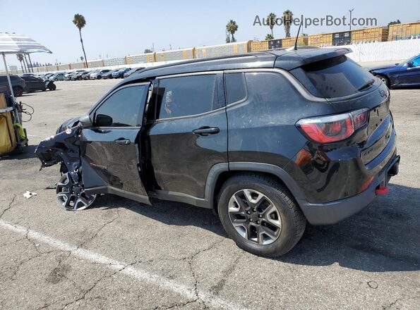 3C4NJDDB6JT457714 2018 JEEP COMPASS Черный 