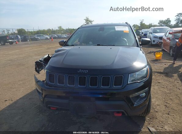 3C4NJDDB6LT138770 2020 JEEP COMPASS Black Вид задньої частини салону
