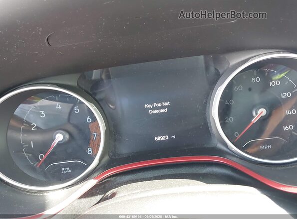 3C4NJDDB8LT143999 2020 JEEP COMPASS Red Vista de los asientos traseros