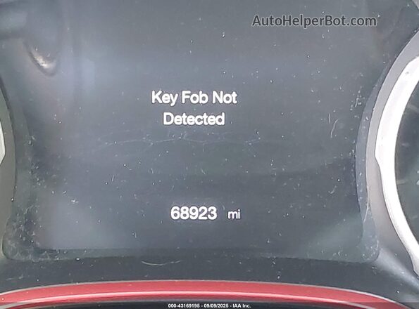 3C4NJDDB8LT143999 2020 JEEP COMPASS Red Vista interior de 360 grados
