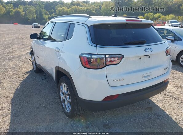 3C4NJDFB8NT219172 2022 JEEP COMPASS White Tył lewy